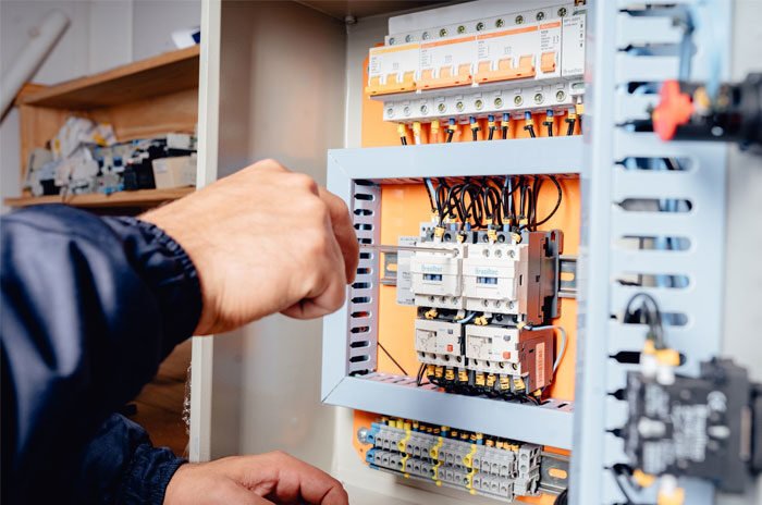 Eletricista-em-Pelotas---Quadros-Elétricos-e-Disjuntores---LS-Soluções